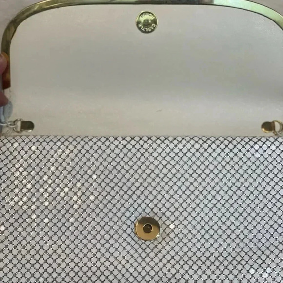 Vintage DEADSTOCK Another Y&S Original Metallic‎ Mesh/Chainmail Crossbody Clutch - Picture 4 of 10
